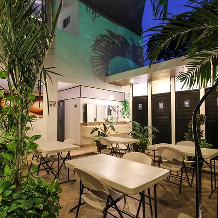 Hostal Gayser Valladolid  Buitenkant foto