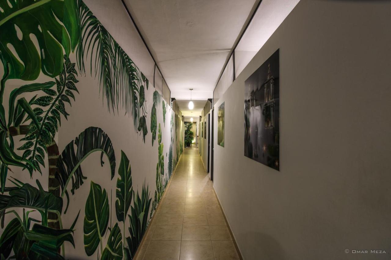Hostal Gayser Valladolid  Buitenkant foto
